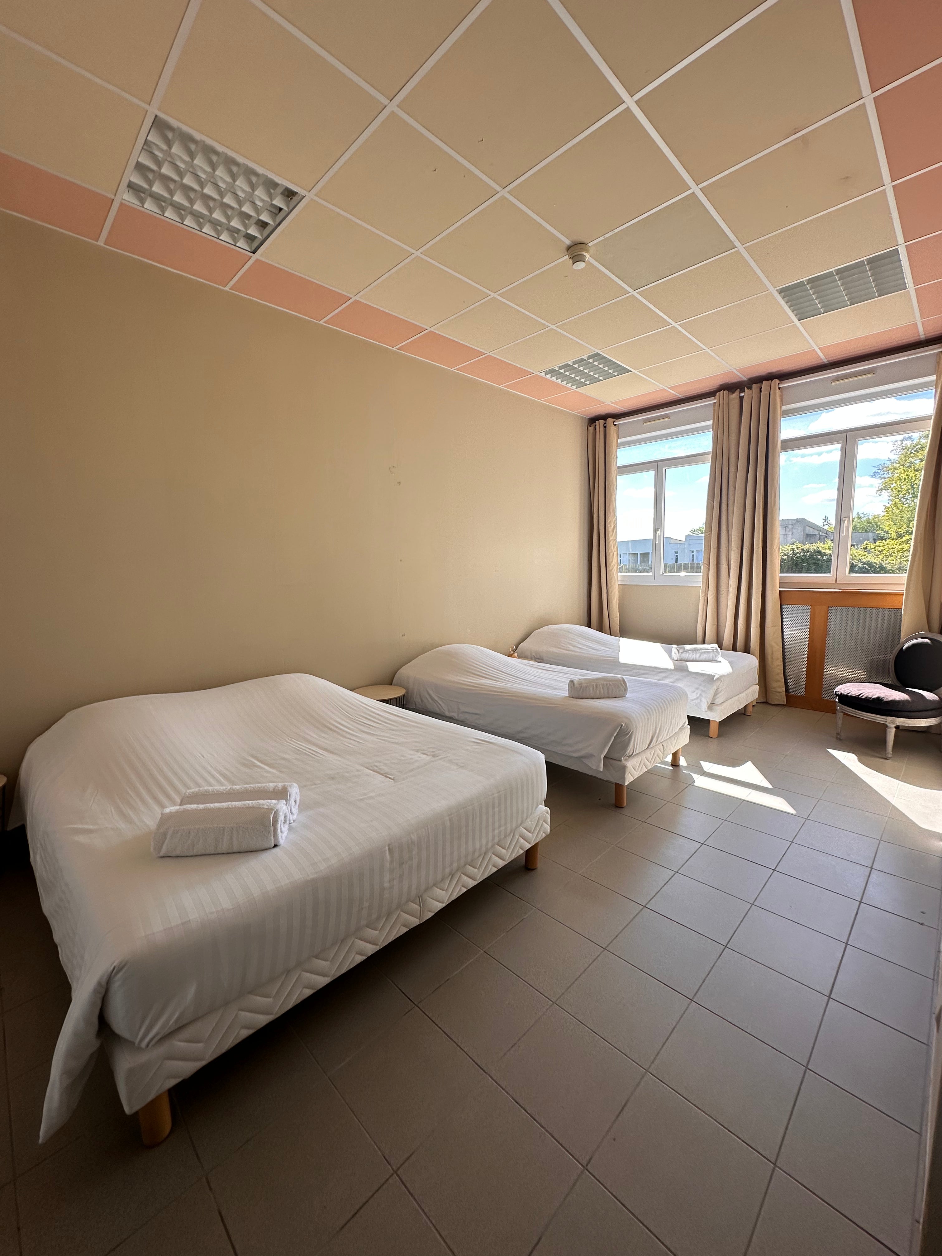 Chambre 4 à la Colonie